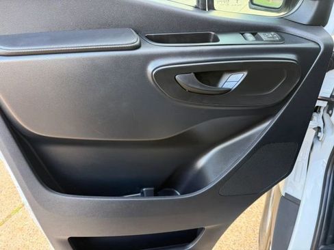 Used 2023 Mercedes-Benz Sprinter 2500 image 11