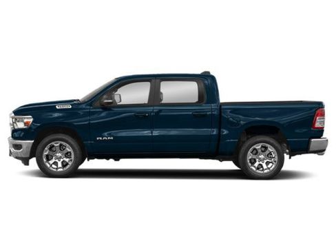 Used 2022 RAM 1500 Big Horn AWD/4WD image 3