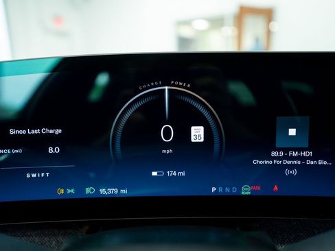 Used 2024 Lucid Air Pure RWD image 36