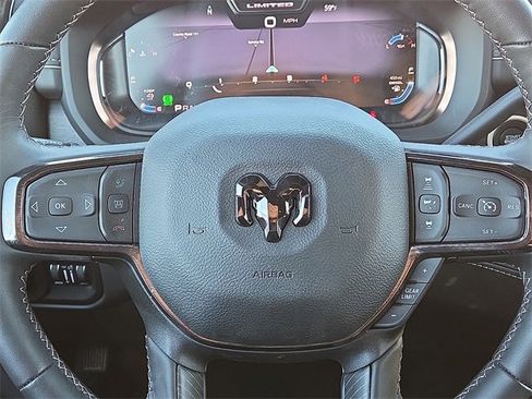 New 2024 RAM 4500 4x4 Crew Cab DRW image 21