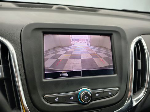 Used 2024 Chevrolet Equinox LT w/ LPO, Floor Liner Package AWD/4WD image 4