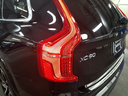 Used 2023 Volvo XC90 B6 Plus w/ Protection Package Premier AWD/4WD image 34