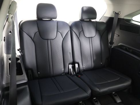 Used 2022 Kia Sorento EX w/ Panoramic Sunroof Package AWD/4WD image 39