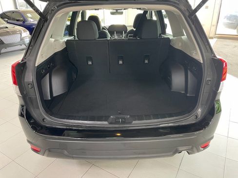 Used 2022 Subaru Forester Premium image 7