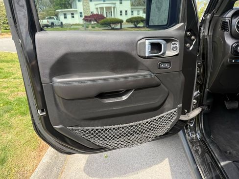 Used 2021 Jeep Wrangler Unlimited Rubicon 4xe w/ Steel Bumper Group image 20