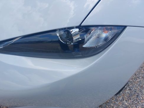 Used 2019 MAZDA MX-5 Miata Grand Touring w/ GT-S Package RWD image 33