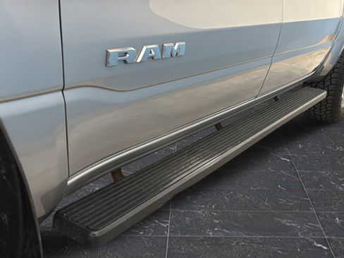 Used 2020 RAM 1500 Big Horn AWD/4WD image 40