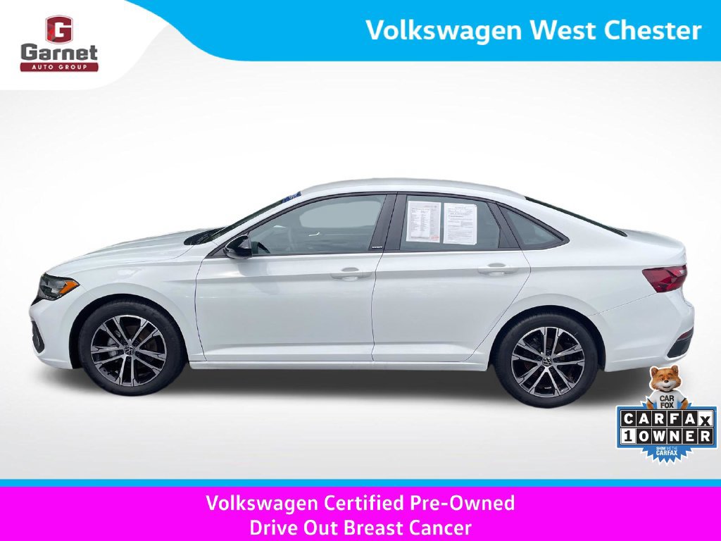 Certified 2024 Volkswagen Jetta Sport FWD image 2