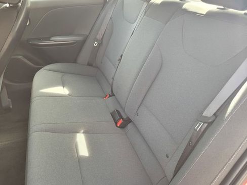 Used 2025 Kia K4 LXS image 13