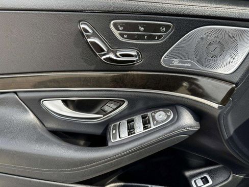 Used 2015 Mercedes-Benz S 550 4MATIC Sedan image 17