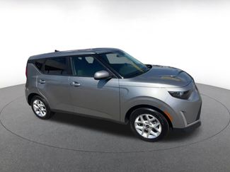 Used 2025 Kia Soul LX w/ LX Technology Package FWD video 2