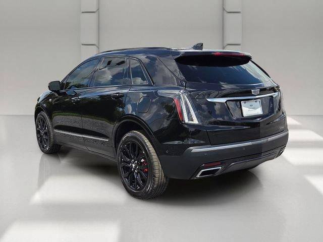 Certified 2024 Cadillac XT5 Sportv w/ Technology Package AWD/4WD image 3
