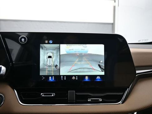 New 2026 Chevrolet Equinox ACTIV w/ Convenience Package III image 18