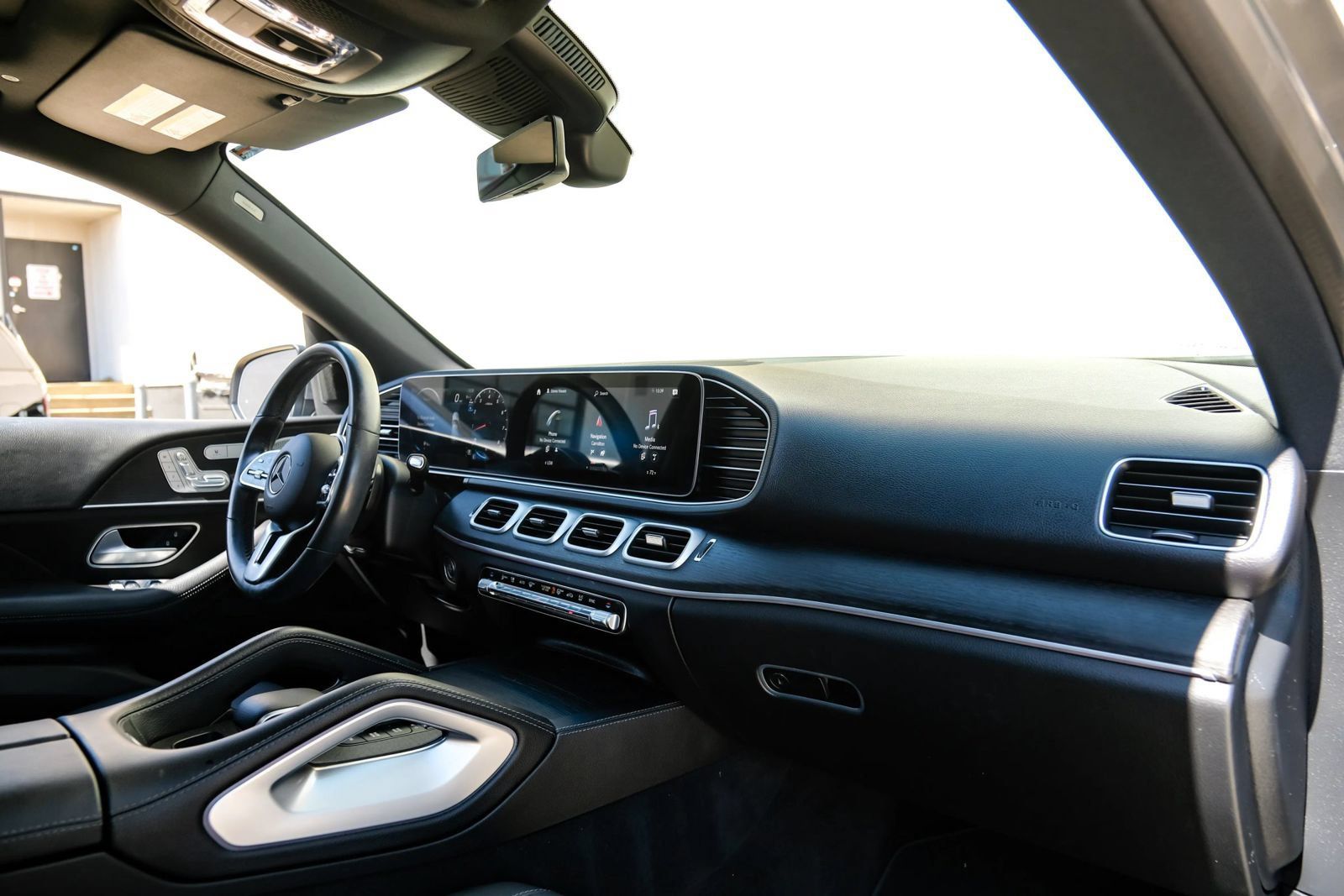 Used 2023 Mercedes-Benz GLE 350 w/ Premium Package image 14