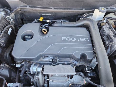 Used 2019 Chevrolet Equinox LT image 23