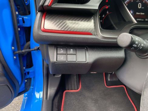 Used 2020 Honda Civic Type R image 11