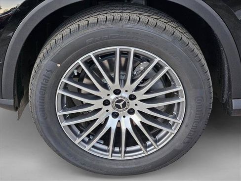 Certified 2026 Mercedes-Benz GLC 300 image 10