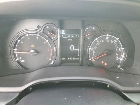 Used 2021 Toyota 4Runner SR5 Premium w/ Moonroof Package image 15