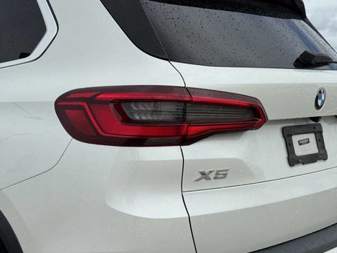 Used 2019 BMW X5 xDrive40i w/ Premium Package 2 AWD/4WD image 11