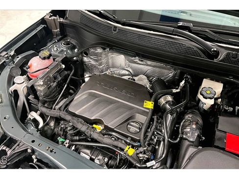 New 2026 Chevrolet Trax LT w/ LT Convenience Package FWD image 54