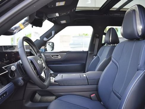 New 2027 INFINITI QX80 Sensory w/ Sport Exterior Package AWD/4WD image 22
