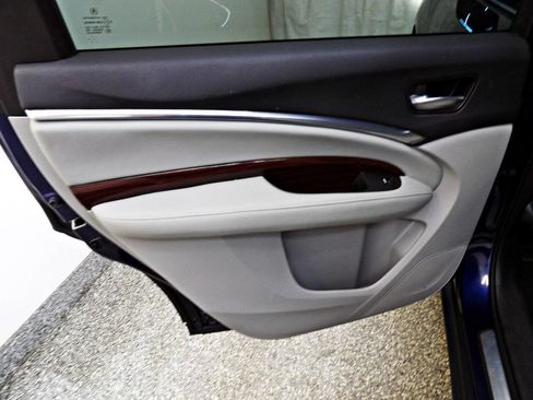 Used 2015 Acura MDX w/ Technology Package FWD image 9