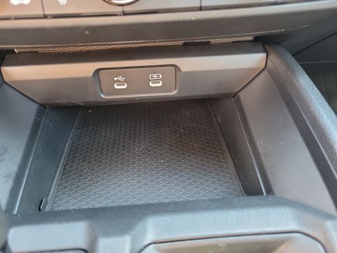 Used 2025 Honda Accord LX image 27