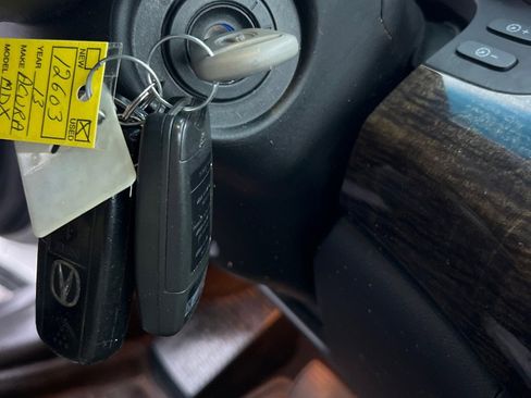 Used 2013 Acura MDX TECHNOLOGY image 32