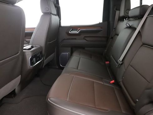 Used 2023 GMC Sierra 1500 Denali w/ Technology Package AWD/4WD image 29
