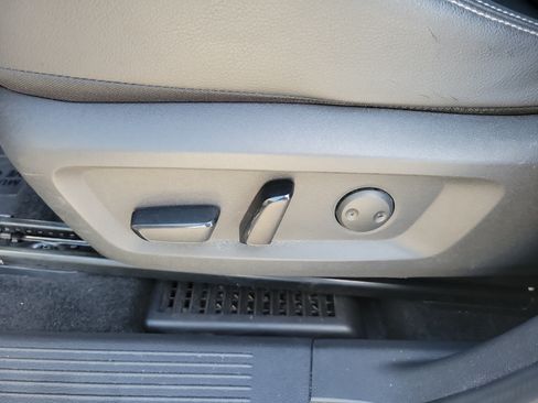 Used 2021 Nissan Rogue SL w/ Premium Package FWD image 24