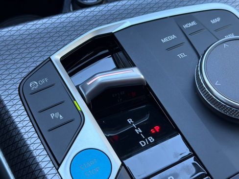 Certified 2024 BMW i4 eDrive40 w/ M Sport Package image 27