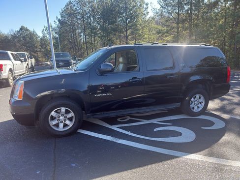 Used 2013 GMC Yukon XL SLT image 4