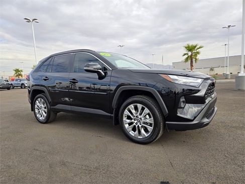 Certified 2025 Toyota RAV4 XLE Premium image 2