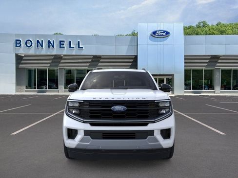 New 2026 Ford Expedition Platinum w/ Driver's Package AWD/4WD image 6