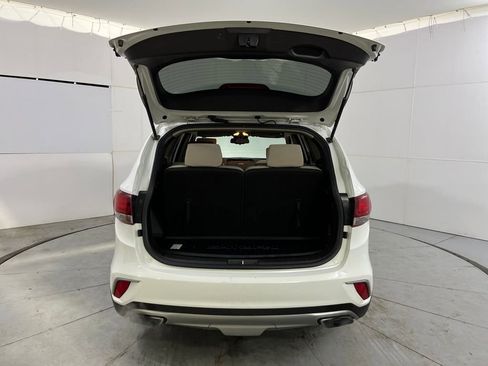 Used 2017 Hyundai Santa Fe SE image 13