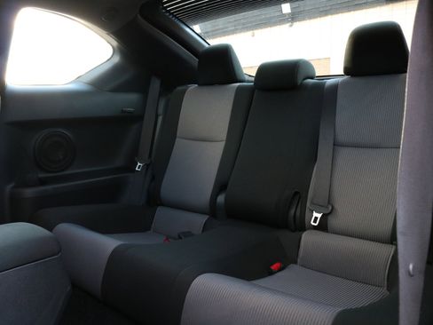 Used 2014 Scion tC image 27