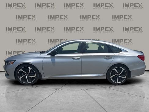 Used 2022 Honda Accord Sport image 2