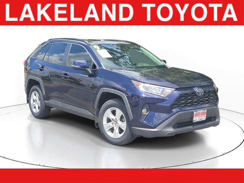 Used 2019 Toyota RAV4 XLE w/ Convenience Package AWD/4WD image 1