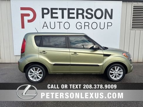 Used 2012 Kia Soul + image 2