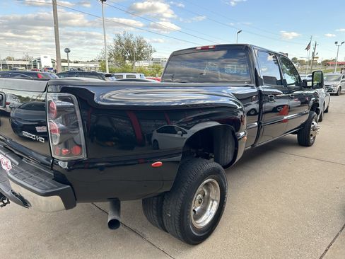 Used 2006 Chevrolet Silverado 3500 LT w/ Onstar Plus Package image 5