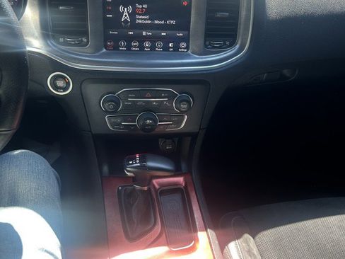 Used 2018 Dodge Charger R/T image 8
