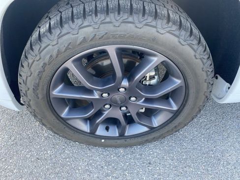 Used 2020 Jeep Grand Cherokee High Altitude image 10