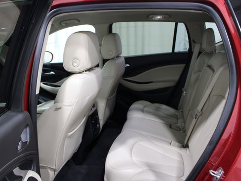 Used 2017 Buick Envision Essence image 21