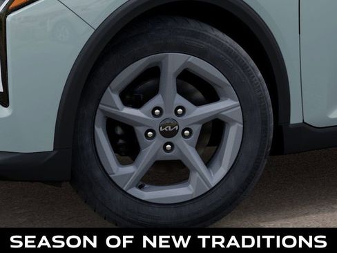 New 2025 Kia K4 LXS image 9
