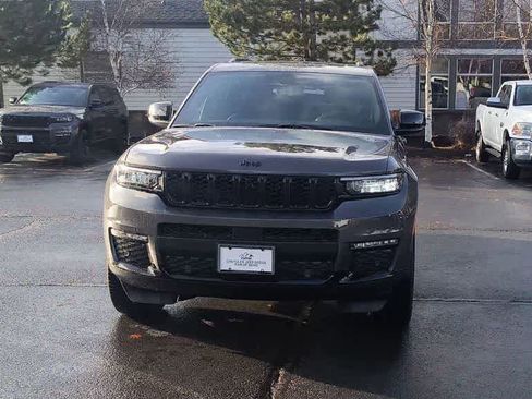 New 2025 Jeep Grand Cherokee L Limited w/ Luxury Tech Group II image 4