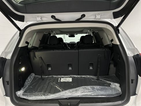 New 2026 Subaru Ascent Limited Bronze image 14