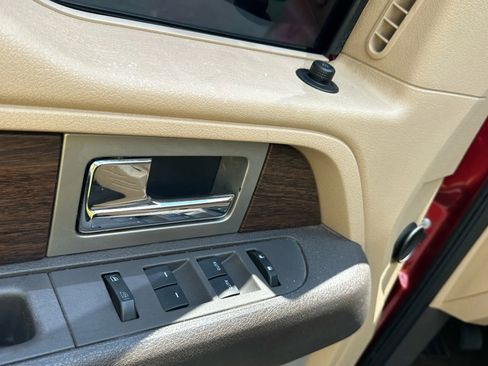 Used 2013 Ford F150 Lariat w/ Mid Equipment Group AWD/4WD image 27