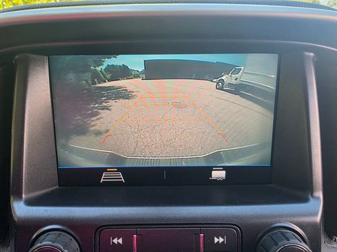 Used 2021 Chevrolet Colorado LT w/ LT Convenience Package AWD/4WD image 25