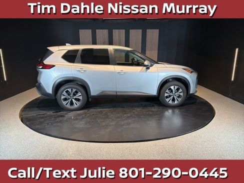 Used 2022 Nissan Rogue SV AWD/4WD image 7