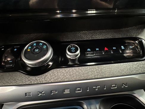 New 2026 Ford Expedition Tremor image 14